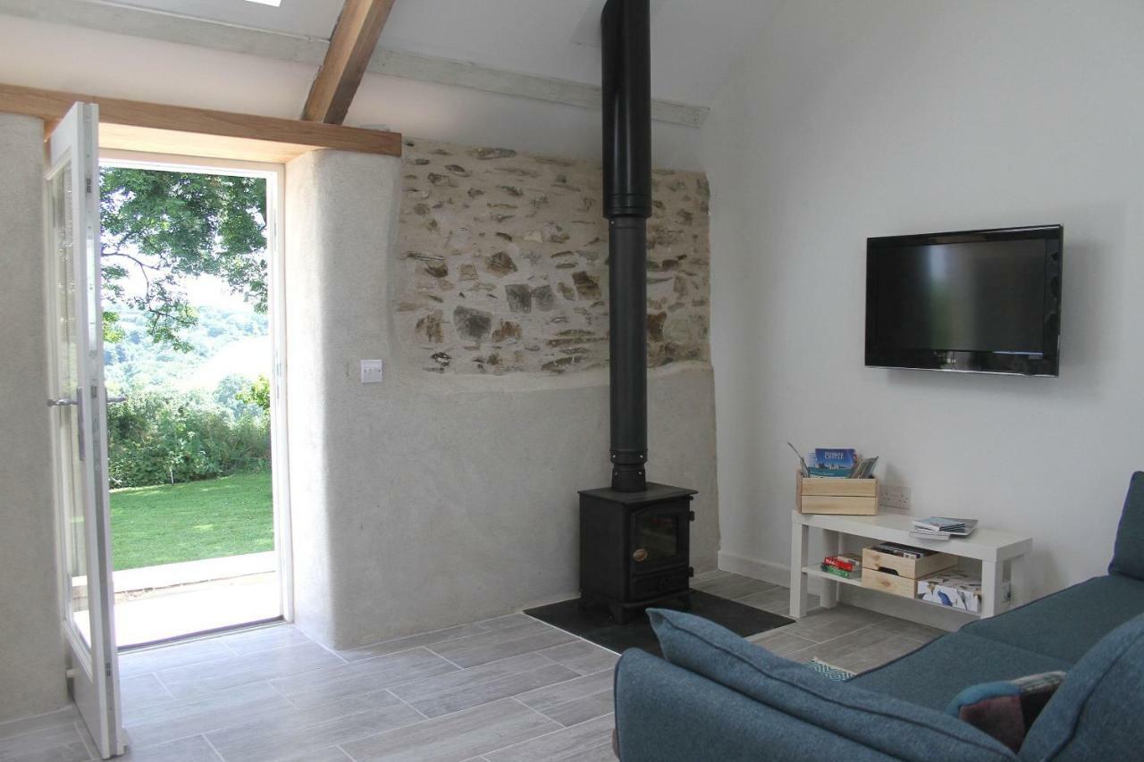 Ewebarn Villa Penffordd Екстериор снимка